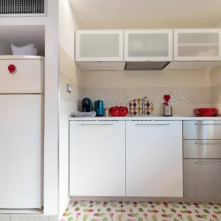 Modern House بيت للعطل
